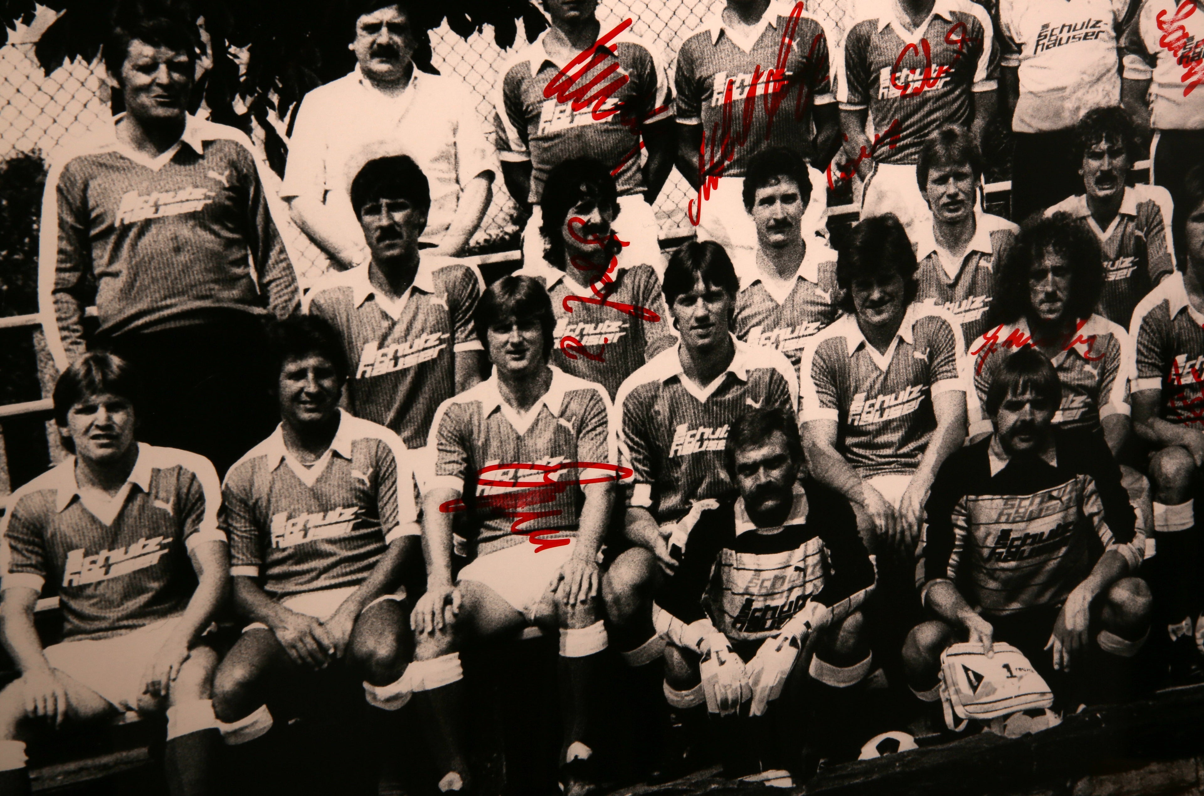 Rot Weiß Oberhausen - Orig. Mannschaftsbild (Foto), 1983 mehrfach handsigniert