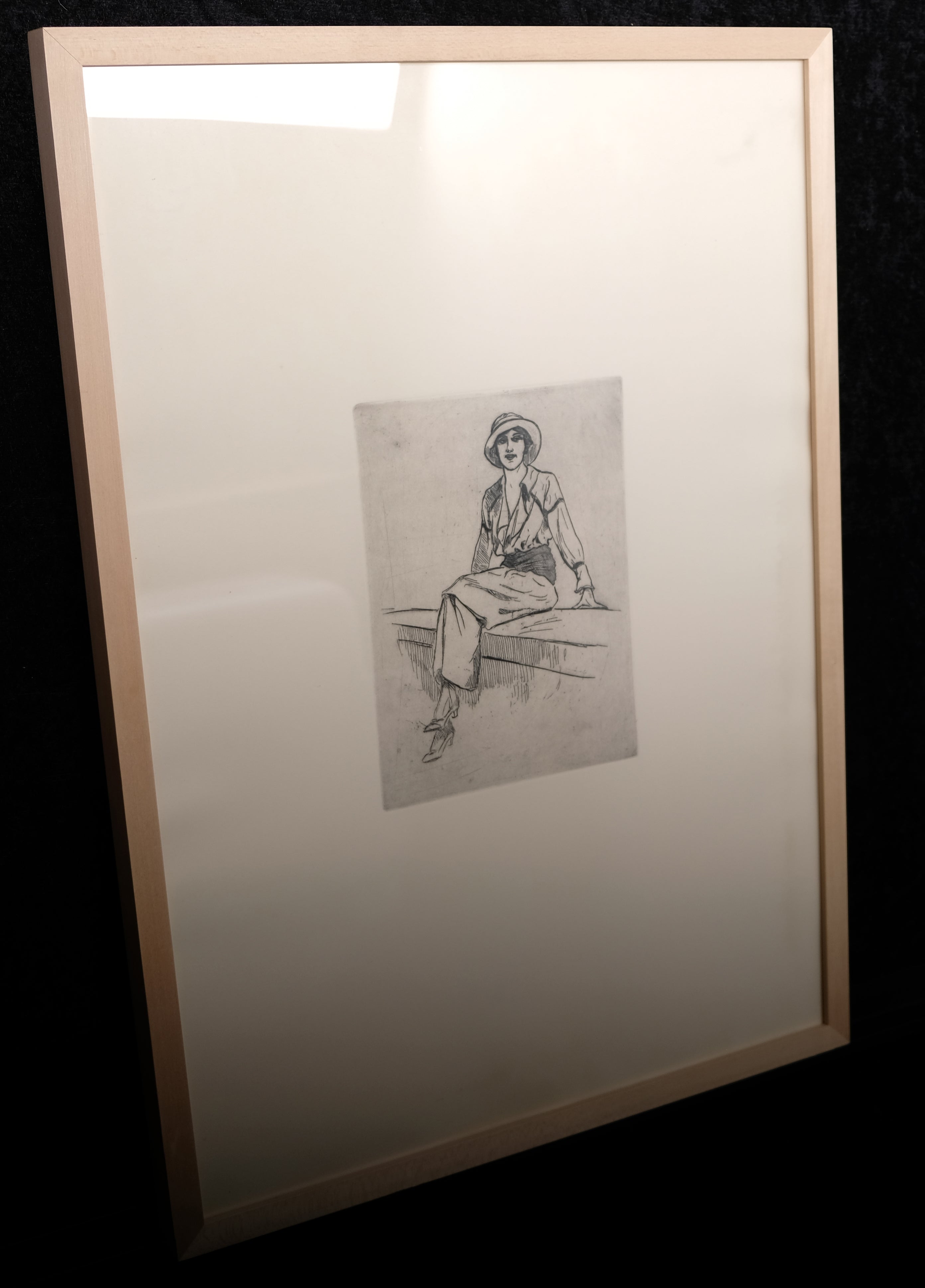Natali, Renato - femme assise sur un muret - original Radierung